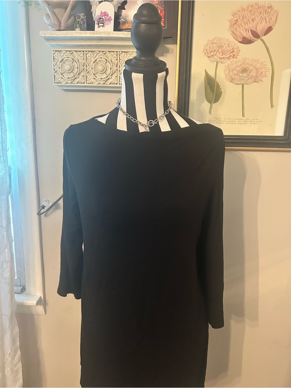 Black 3/4 Long Sleeve Women's Dress/long shirt - Classic Minimalist Style